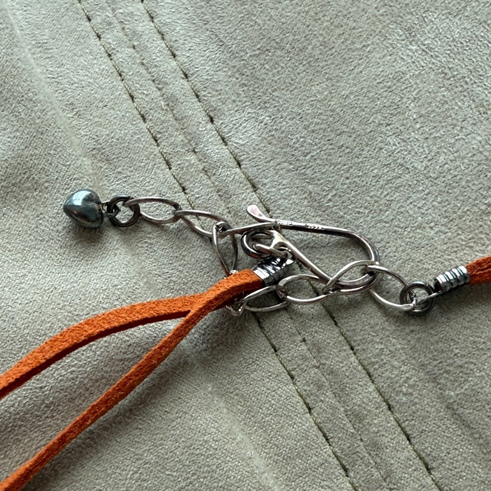 DTR Jay King sterling silver and natural jasper heart necklace on a leather cord - Picture 2 of 5